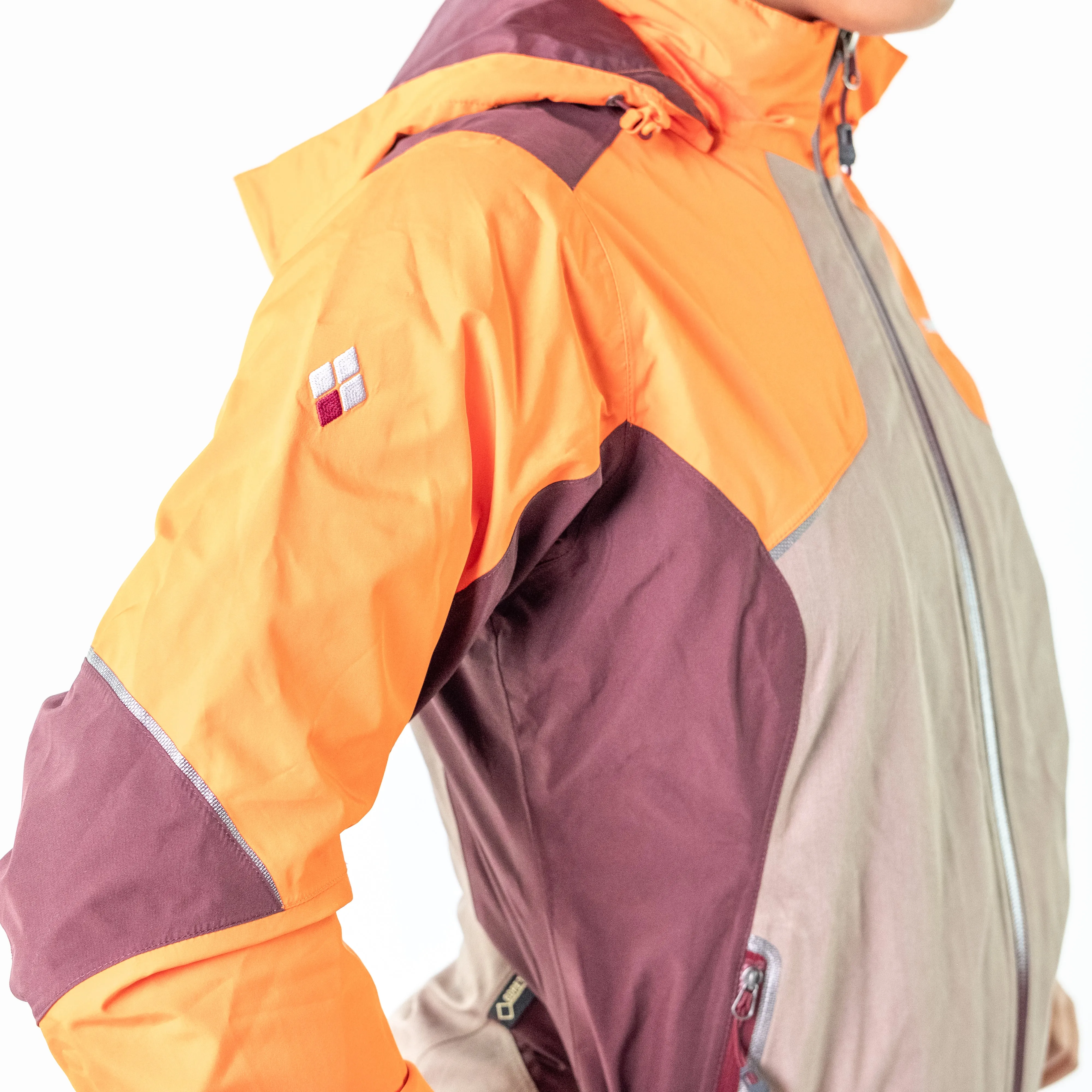 Coral 90s Montbell 95 Light Rain Jacket (M)