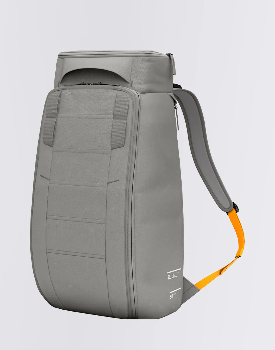 Db Hugger Backpack 30L Sand Grey