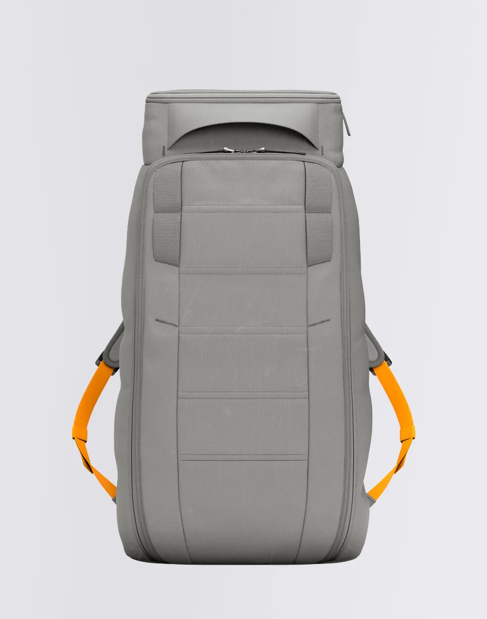 Db Hugger Backpack 30L Sand Grey