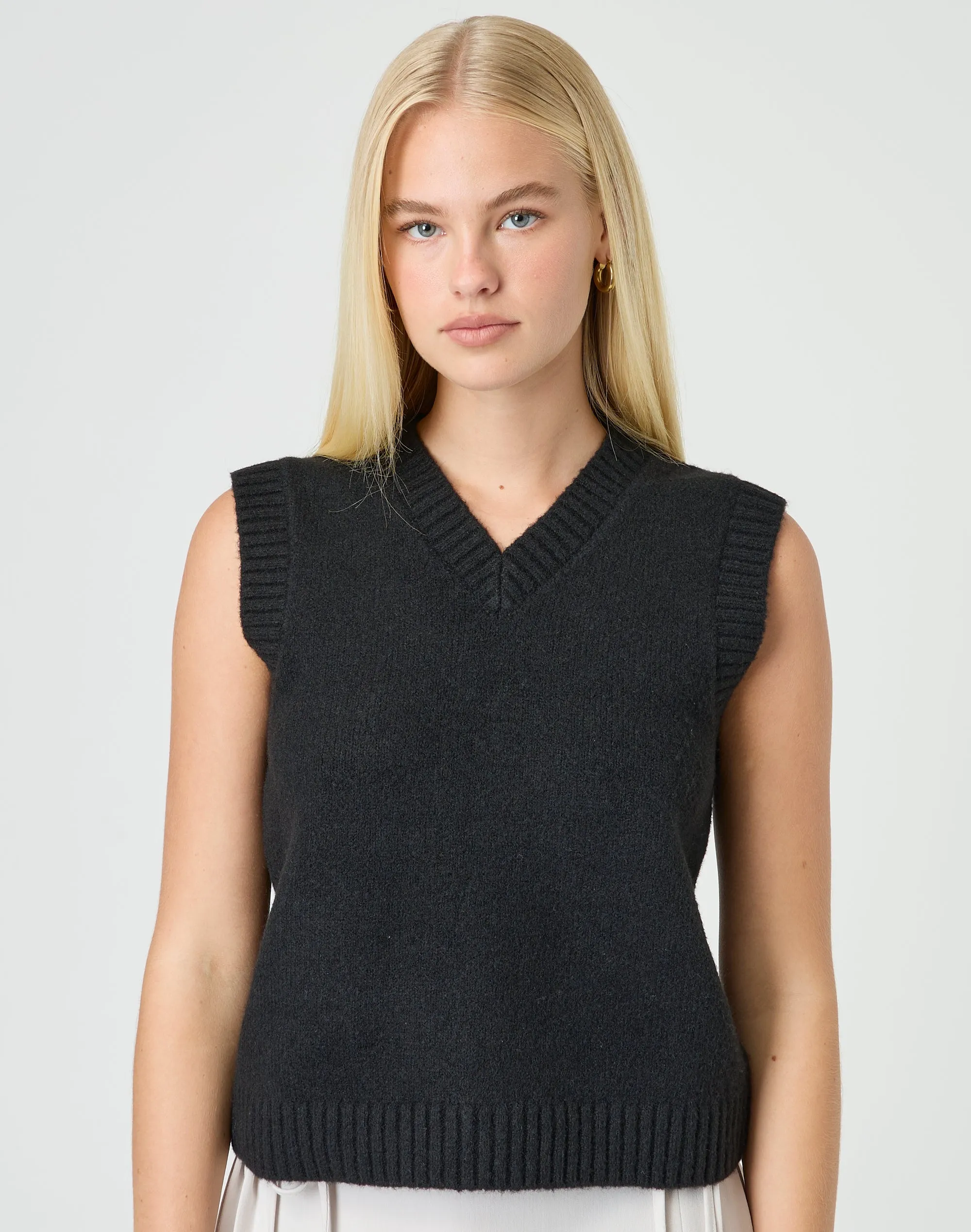 Knit V Neck Vest in Black | Glassons