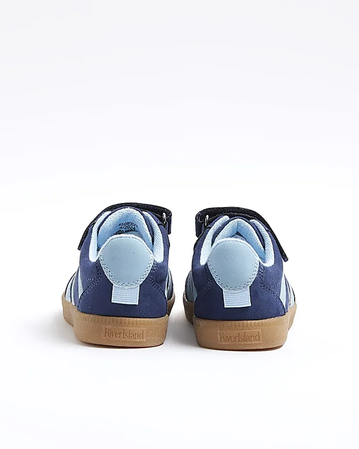 Mini boys blue panel trainers