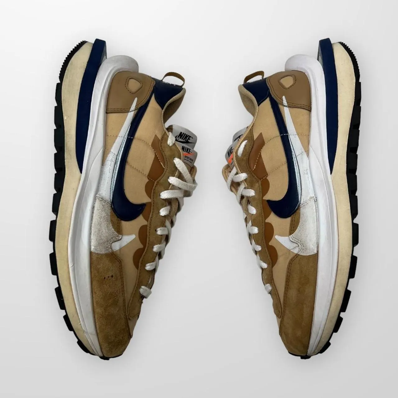 Nike Sacai Vaporwaffle Trainers In Sesame Blue Void