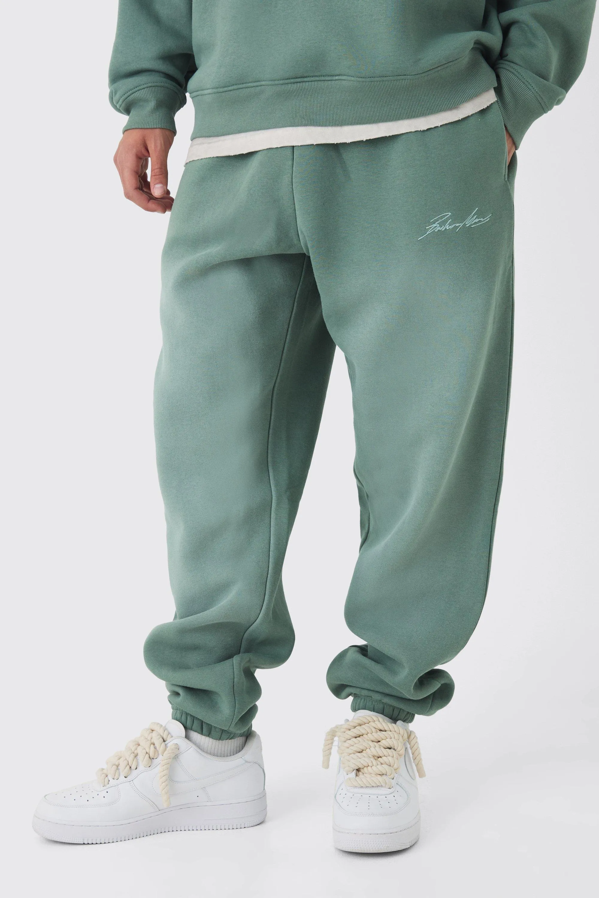 Oversized Man Spray Wash Joggers