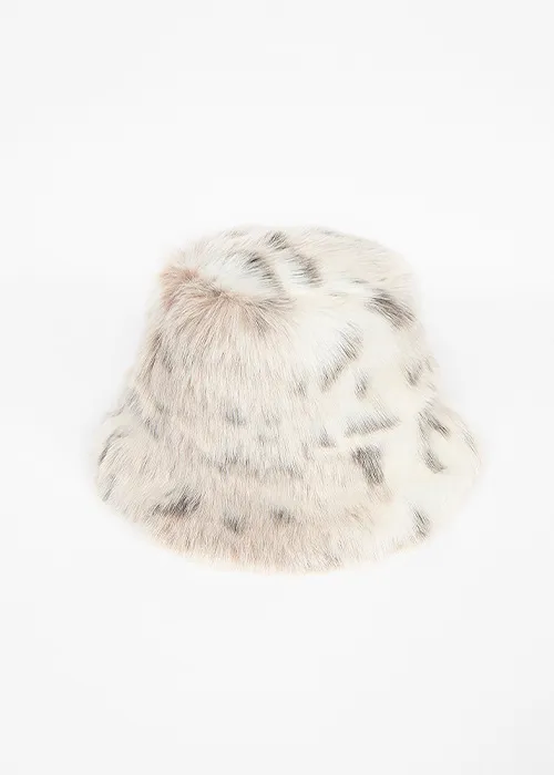 Pia Rossini Bianca Snow Wolf Hat ()