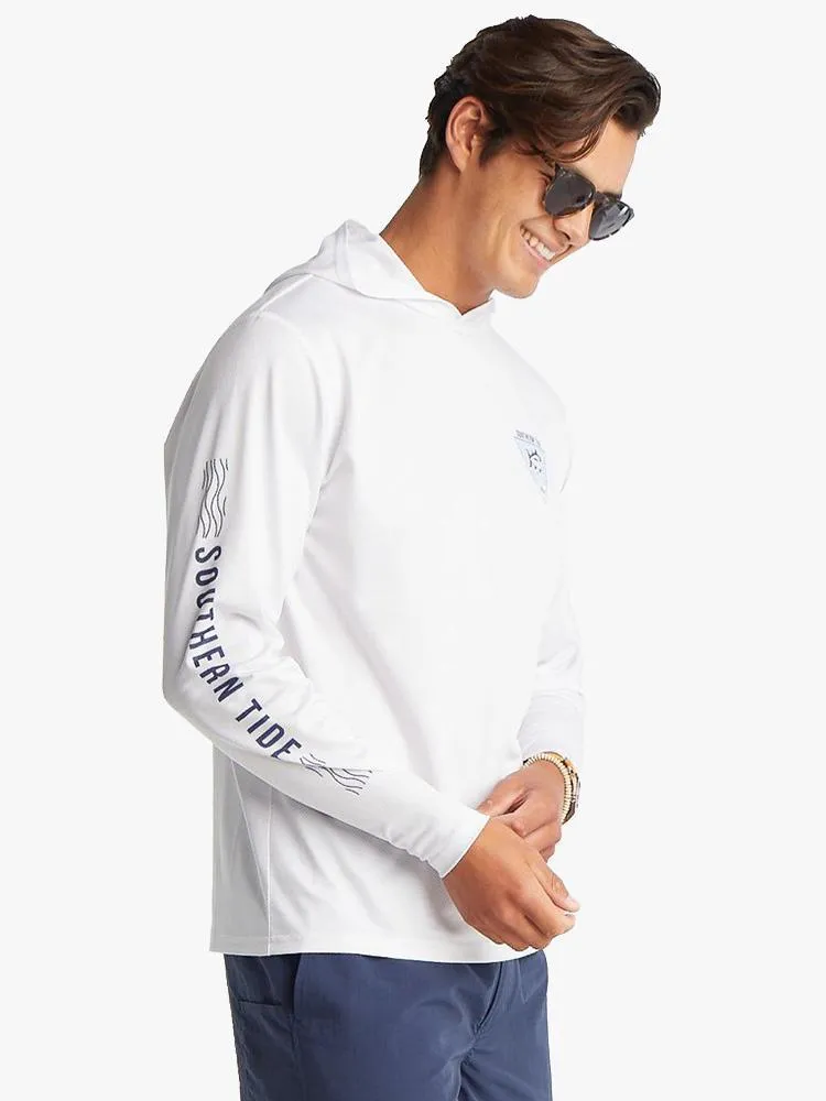     SOUTHERN TIDE  Men’s Long Sleeve Skipjack Waves Performance Hoodie T-Shirt    