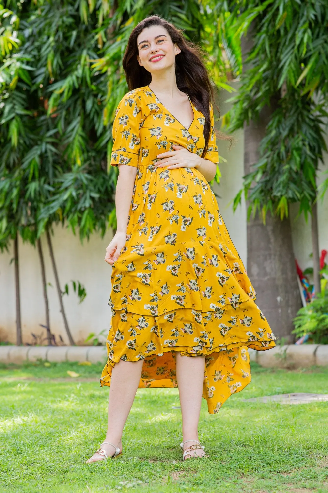 Sunny Pattern Maternity & Nursing Flair Dress