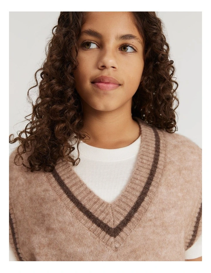 Teen Fluffy Knit Vest in Mushroom