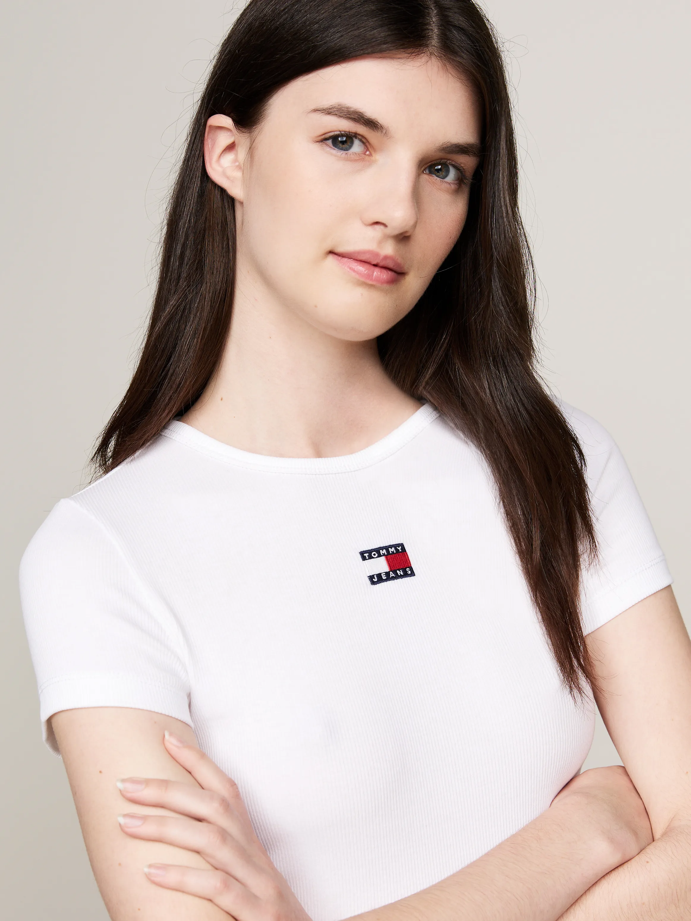 Tommy Badge Ribbed Slim T-Shirt | T-Shirts | Tommy Jeans